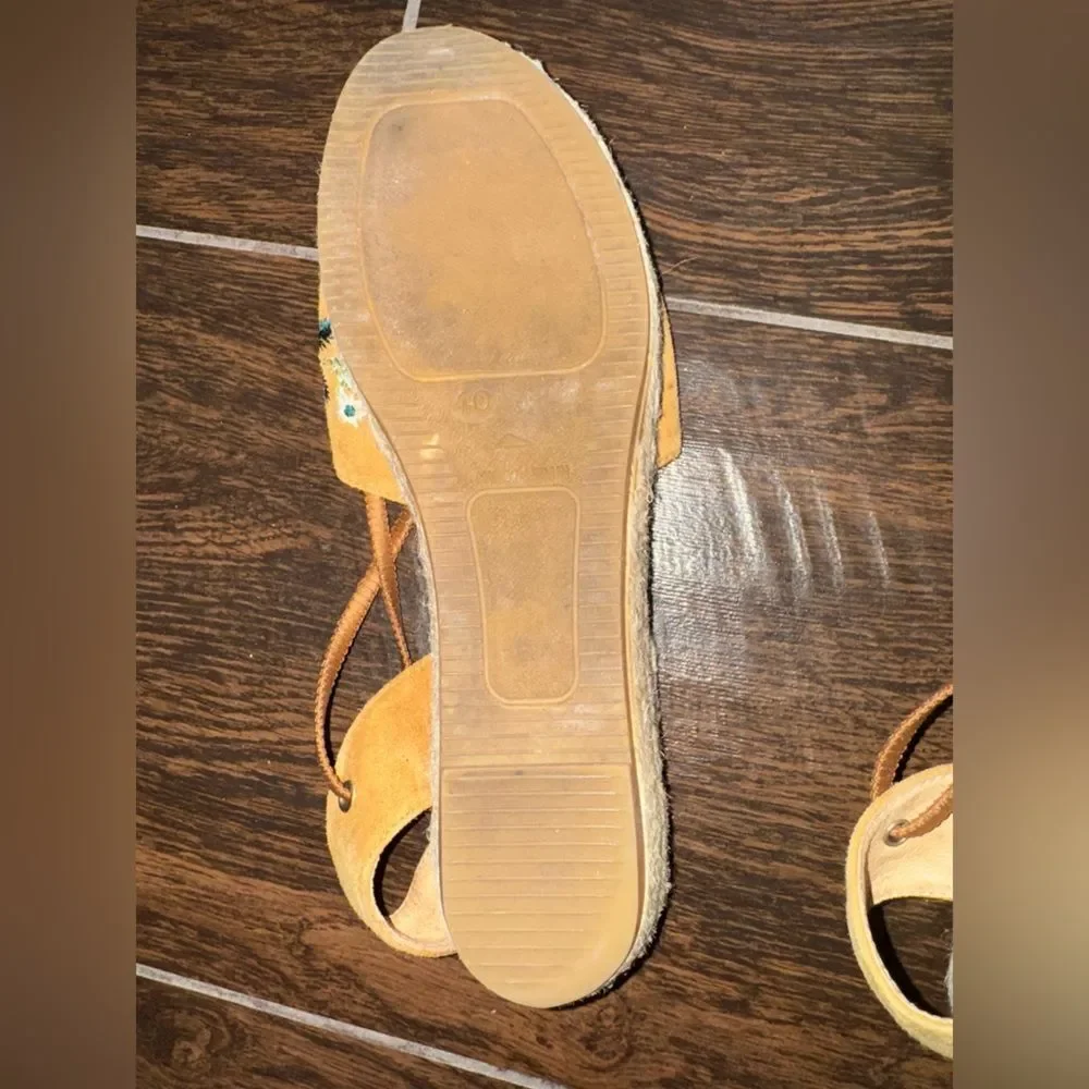 Kanna Sundance Blossom Espadrilles sz 40/US 9
